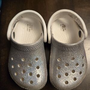 Toddler Silver Glitter Crocs Size 6